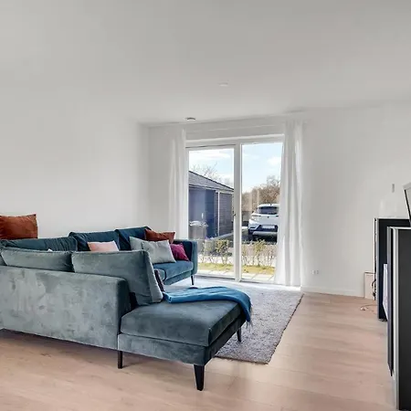 In With Wifi And 3 Bedrooms